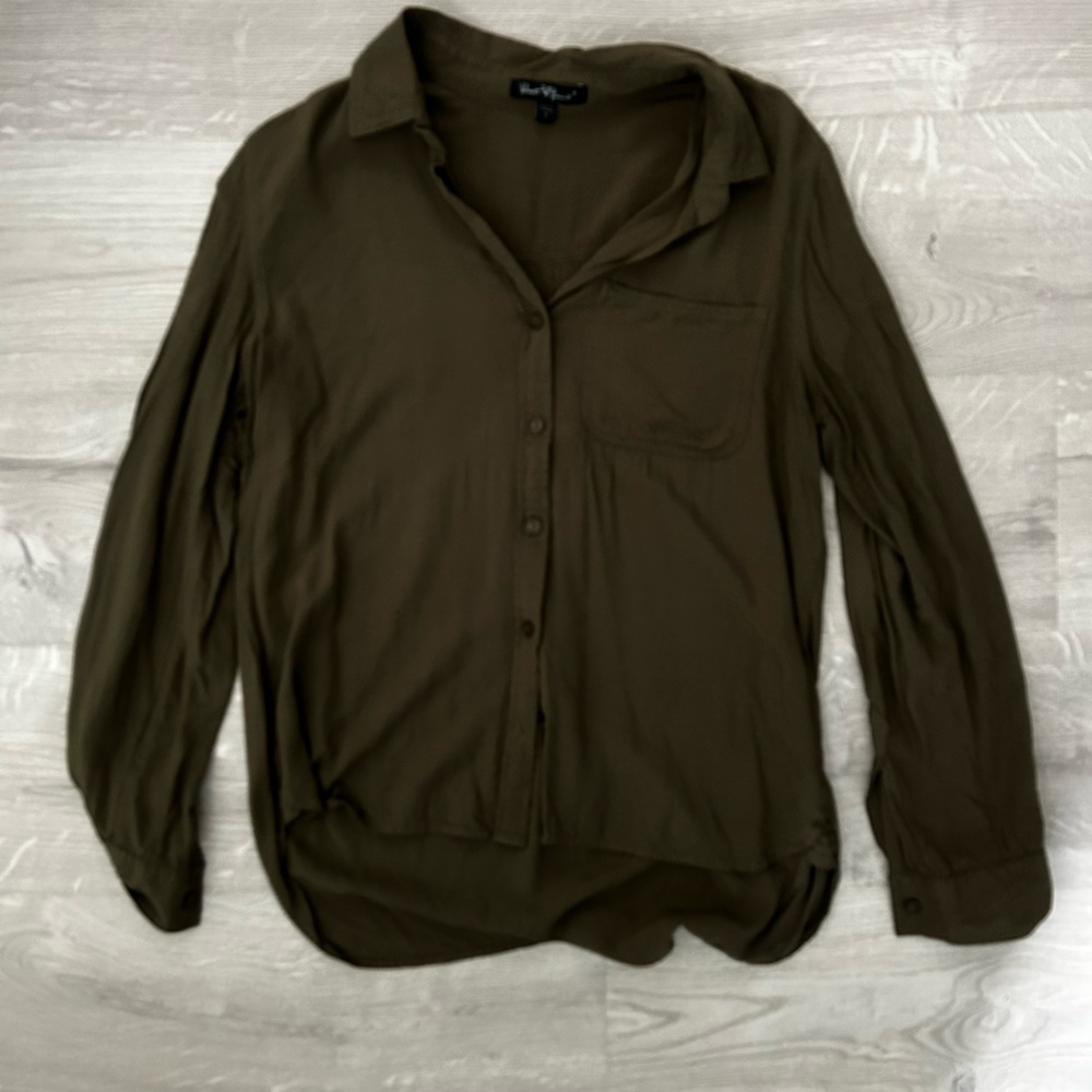 Velvet Heart Olive Button down